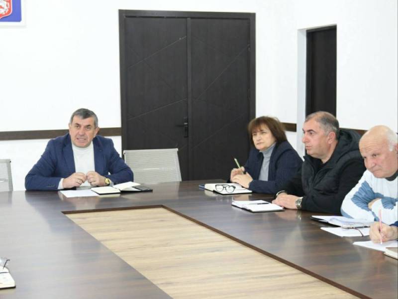 ცაგერის მუნიციპალიტეტის მერიაში, მერის მოვალეობის შემსრულებელმა რევაზ ახვლედიანმა...